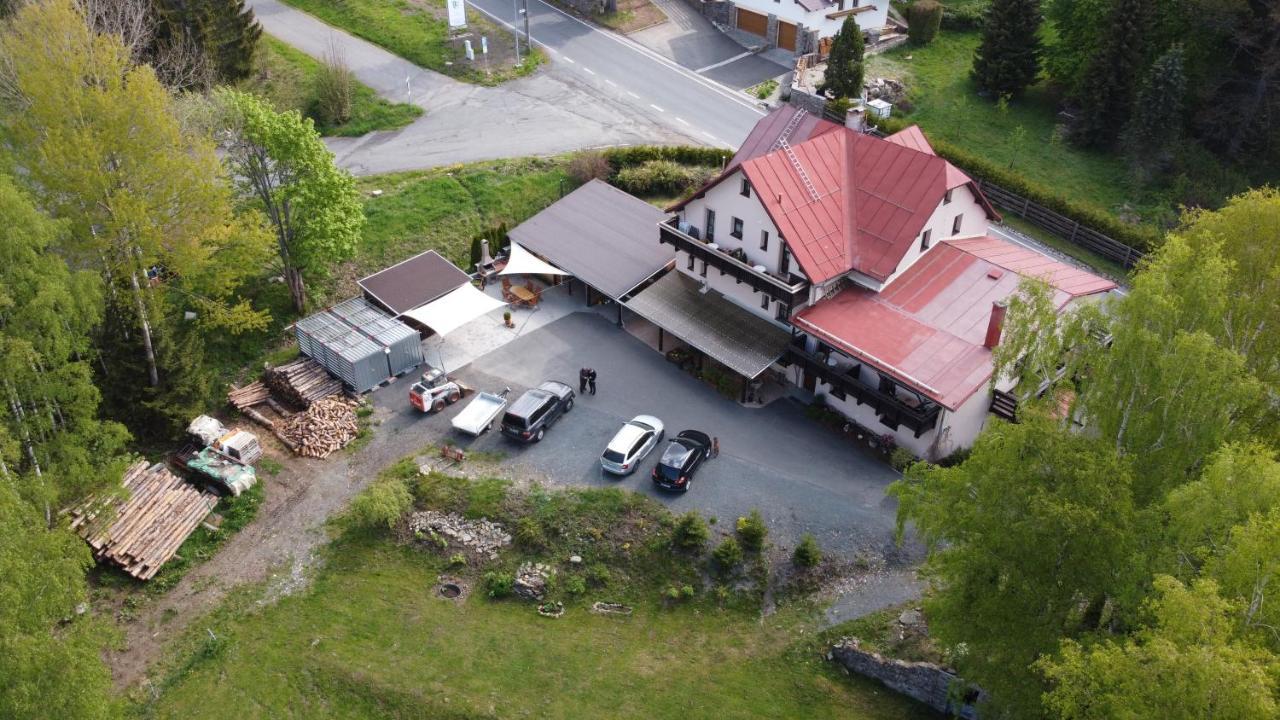 Pension Aura Spicak, Nektere Pokoje Se Saunou Železná Ruda Exterior foto