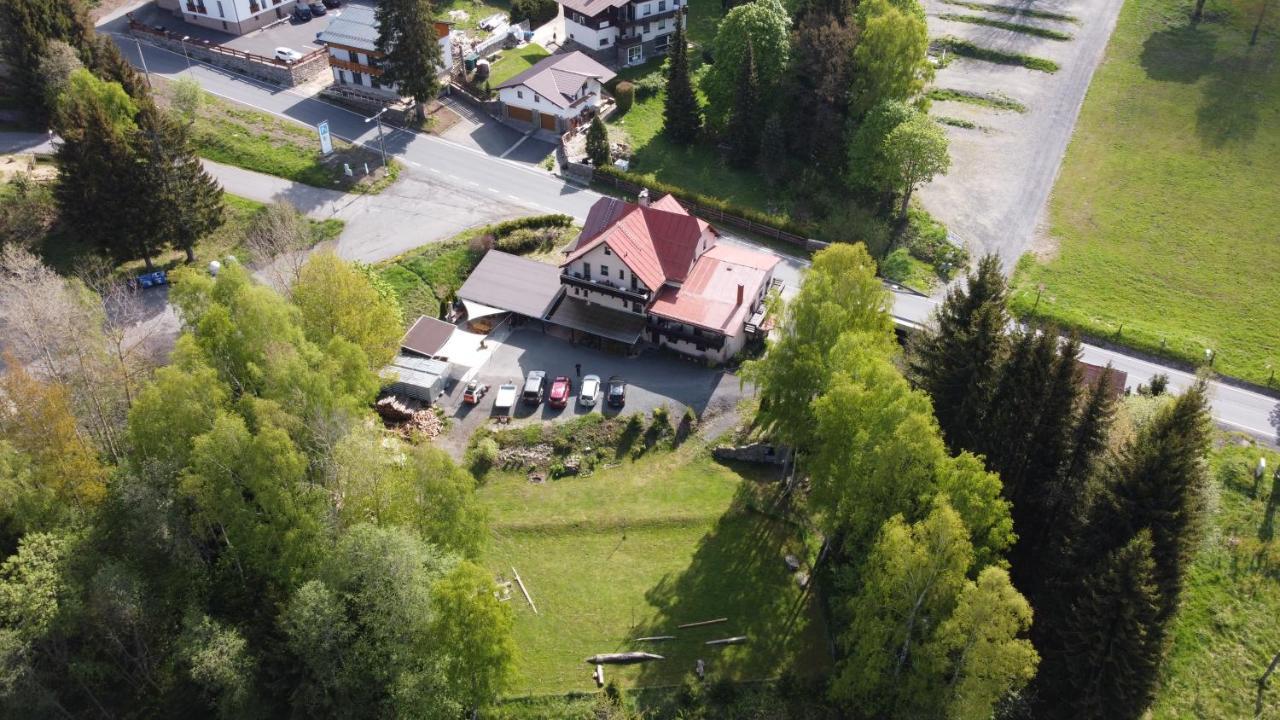 Pension Aura Spicak, Nektere Pokoje Se Saunou Železná Ruda Exterior foto